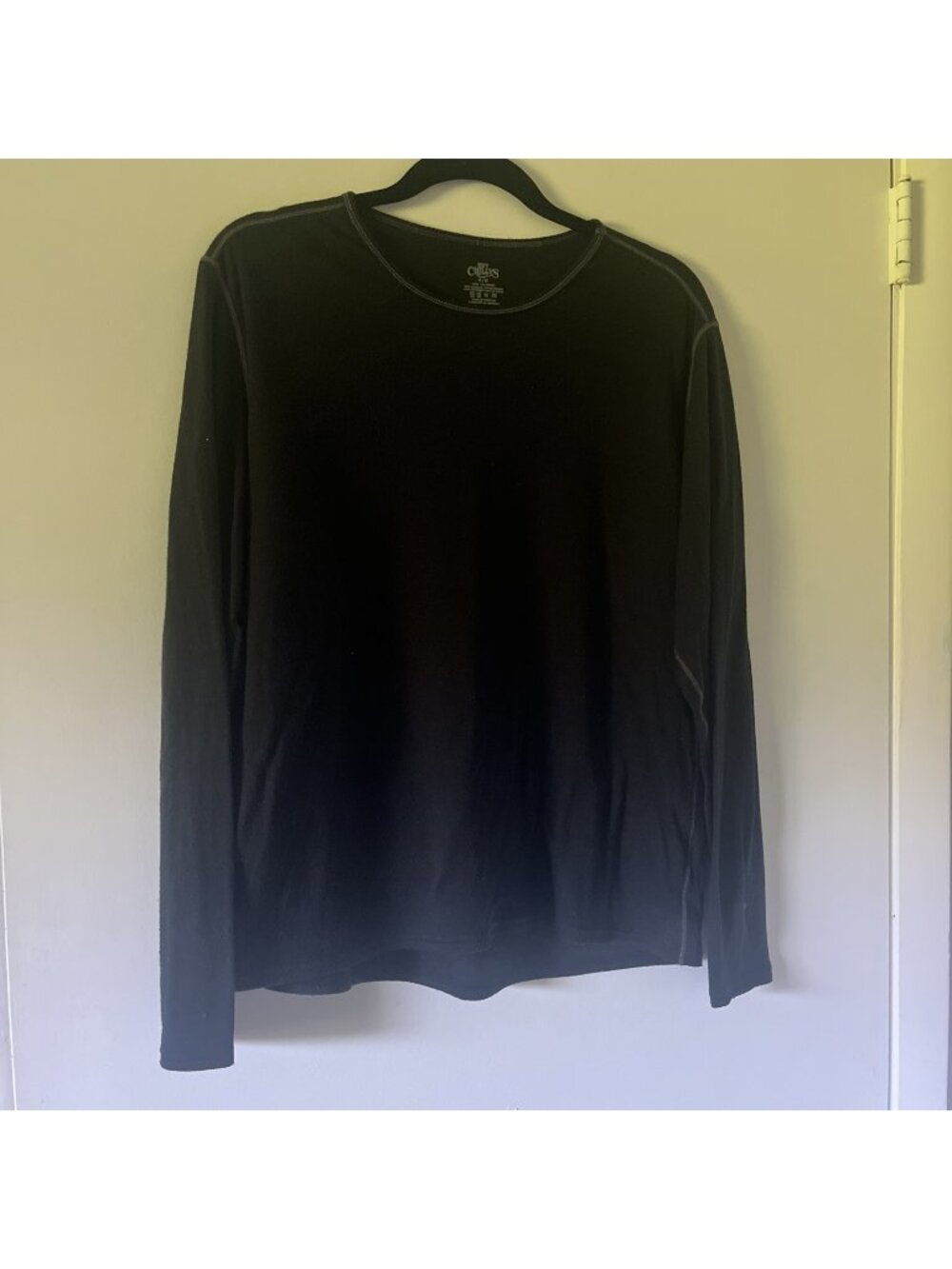 Hot Chillys Base Layer USA Black Long Sleeve Shirt Mens M Outdoor Hiking